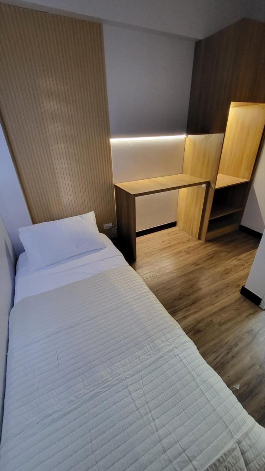 Paranaque City The Atherton- Spacious Modern Condo Unit In Paranaque Near The Airport, Makati, Bgc And Highways المظهر الخارجي الصورة