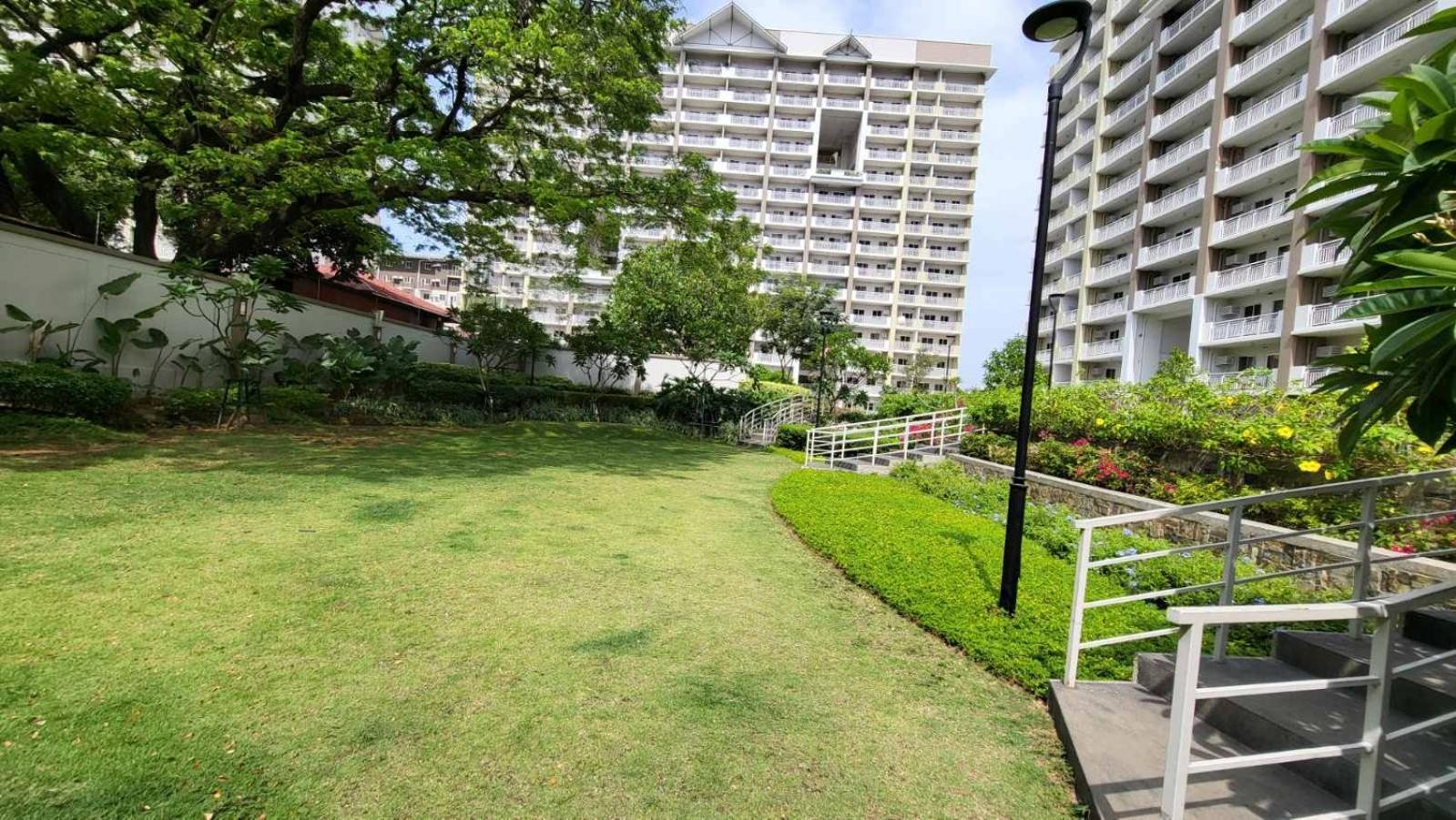 Paranaque City The Atherton- Spacious Modern Condo Unit In Paranaque Near The Airport, Makati, Bgc And Highways المظهر الخارجي الصورة